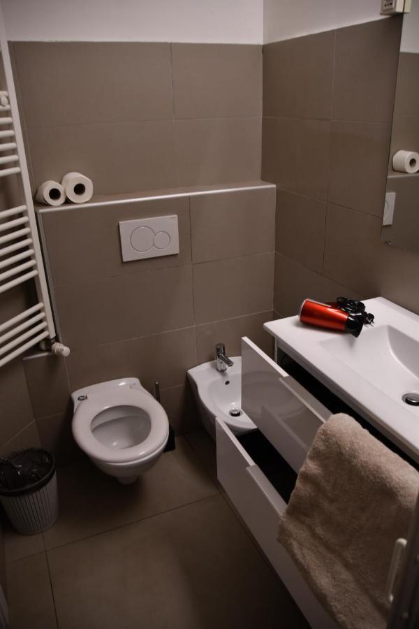 Smile Accomodation Sun Аоста Екстериор снимка